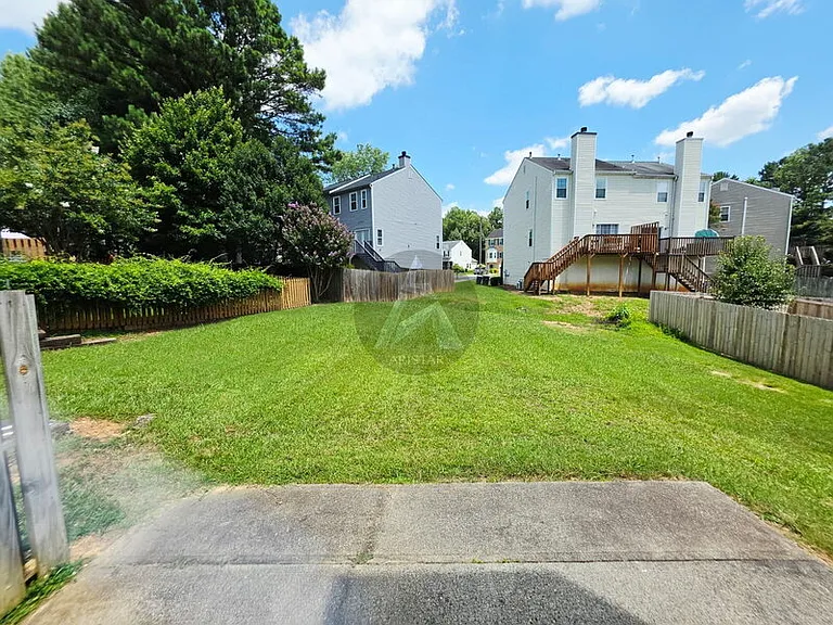 4319 Thorngate Ln — Photo 17