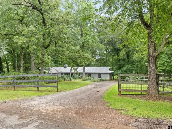 10430 Lakeshore Dr, Tyler, TX 75707