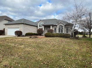 13411 Vicarage Dr, Plainfield, IL 60585