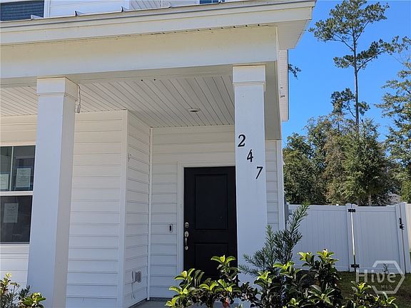 2nd image of 247 Lillian Street