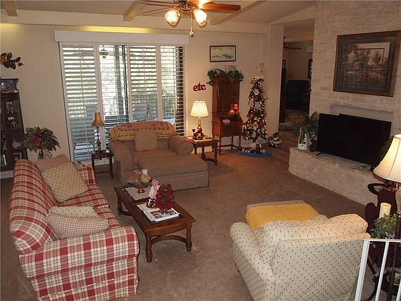 2nd image of 11404 Spicewood Pkwy