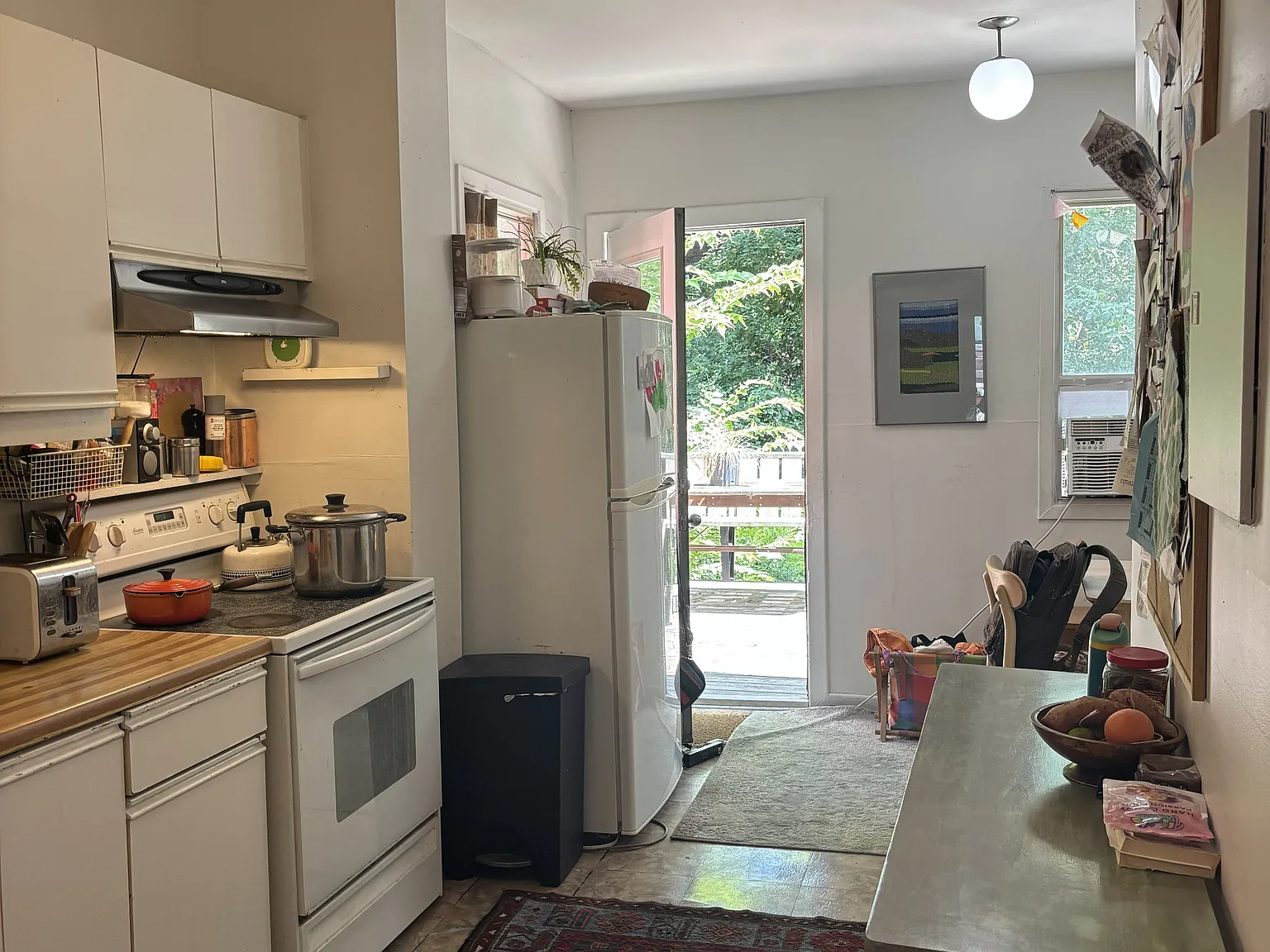 515 Jones Avenue Toronto — Photo 4