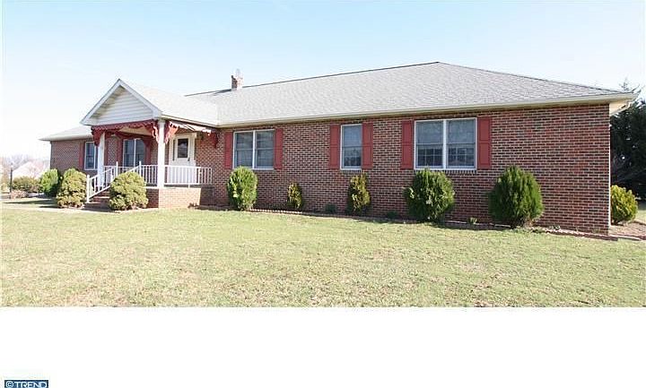 1st image of 102 Sunshine Ln