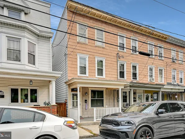 1746 W Norwegian St, Pottsville, PA 17901