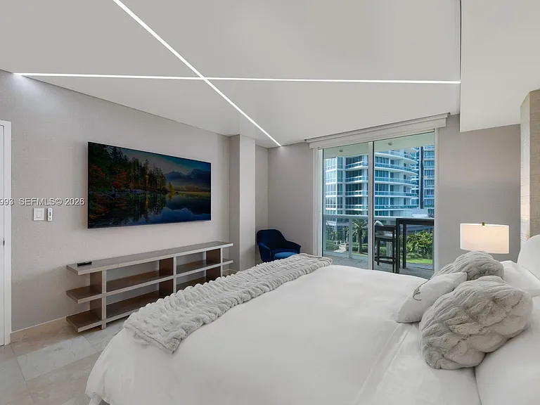 10275 Collins Ave #507 — Photo 12