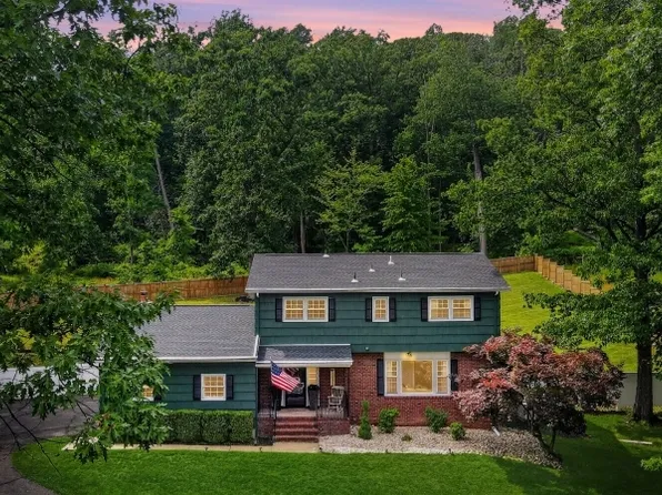 17 Forest Ln, Green Brook Twp., NJ 08812