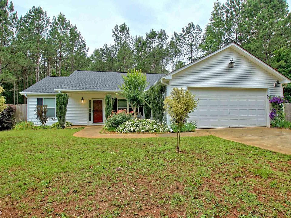 1st image of 48 Akers Lake Dr