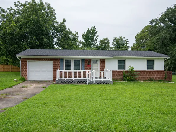 203 Noble Ct, Jacksonville, NC
