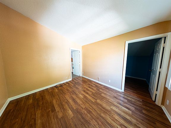 4th image of 7340 NW 62nd Ter