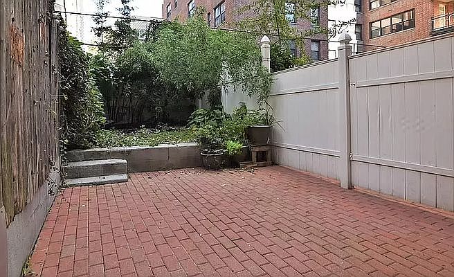 1st image of 239 E 81st St #5C