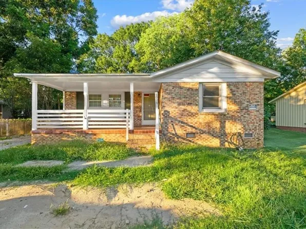 1604 W Meadowview Rd, Greensboro, NC 27403