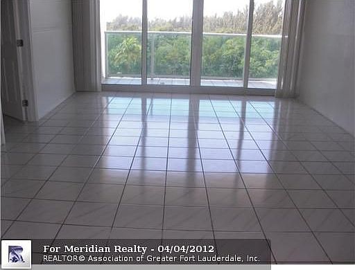 4th image of 100 Bayview Dr APT 522