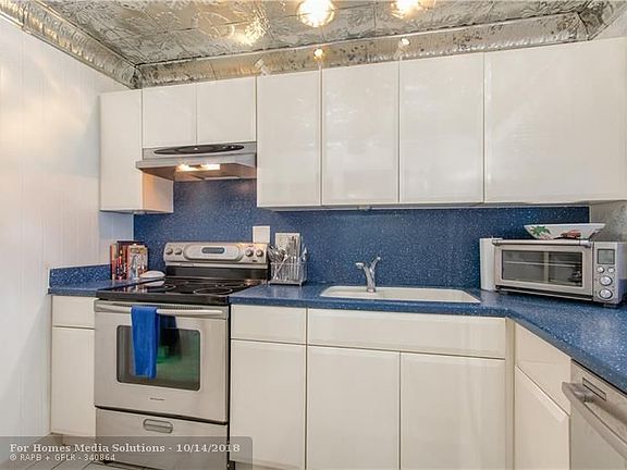2nd image of 2307 S Cypress Bend Dr APT 305