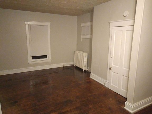 5th image of 414 E East St #5