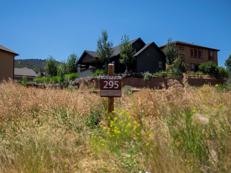 2nd image of 1435 River Bend Way