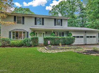 113 Cobblestone Ct, Saylorsburg, PA