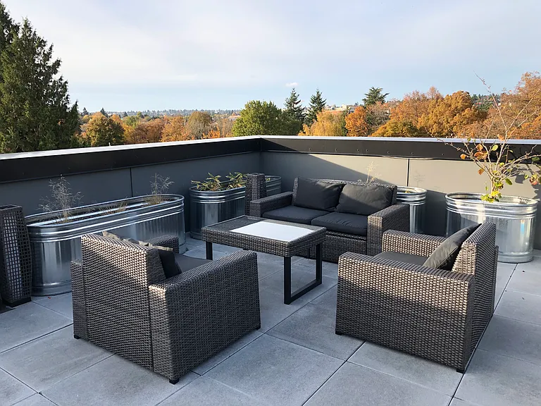 5637 University Way NE — Photo 10