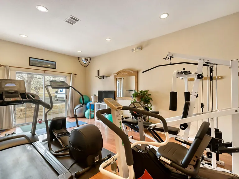 550 Mohawk Dr #70 — Photo 24