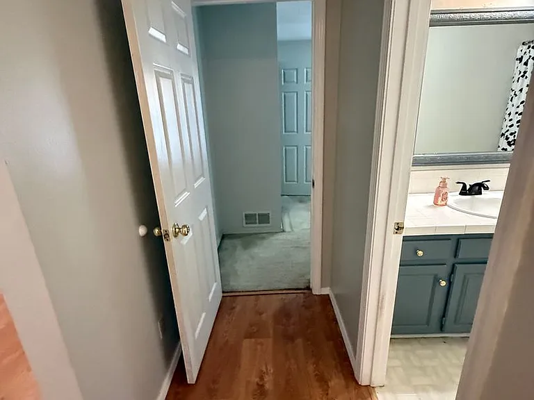 903 Aspen Ave — Photo 6