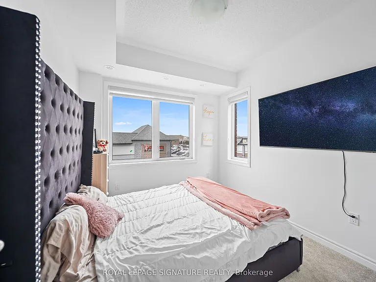 429 Dougall Ave — Photo 27
