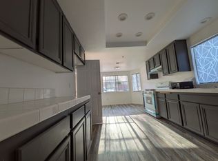 583 Hildale Cir, Vista, CA 92083