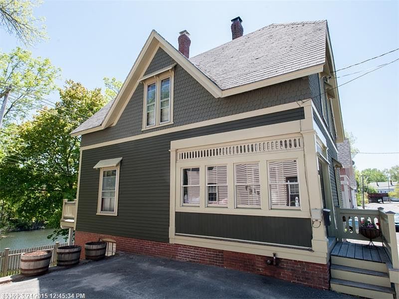 22 Brown St, Westbrook, ME 04092 Zillow