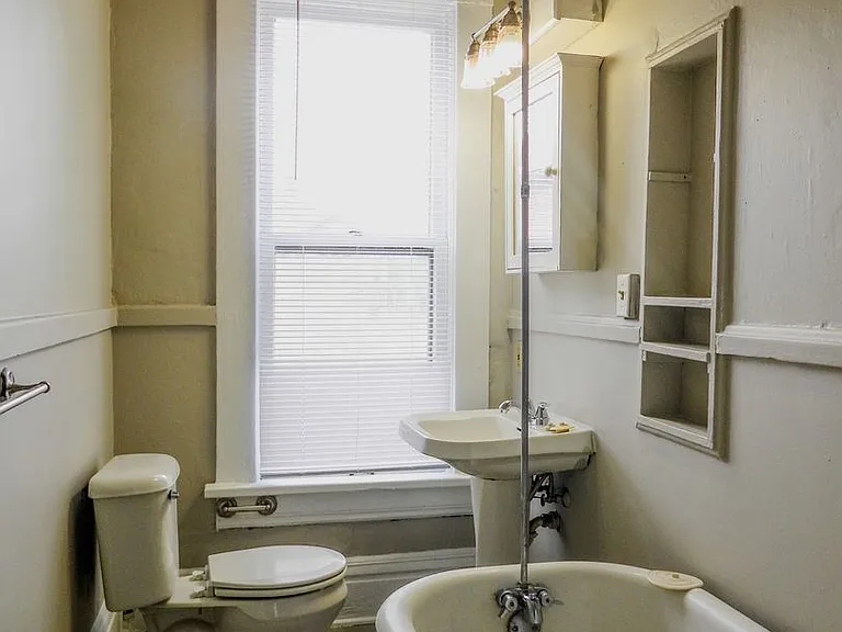 364 372 Sycamore 684 #686 — Photo 26