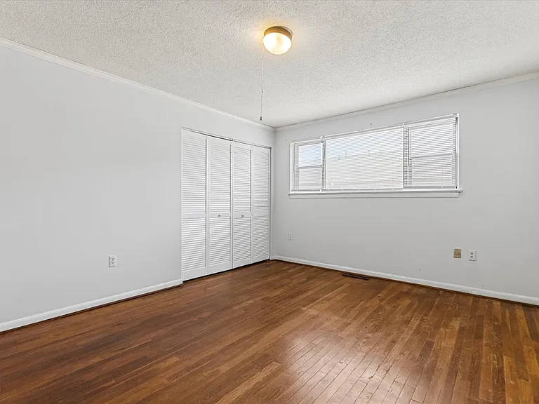 2530 E North St #3D — Photo 4