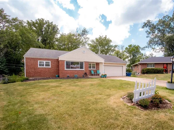 9558 Anchorage Ln, Saint Louis, MO 63126