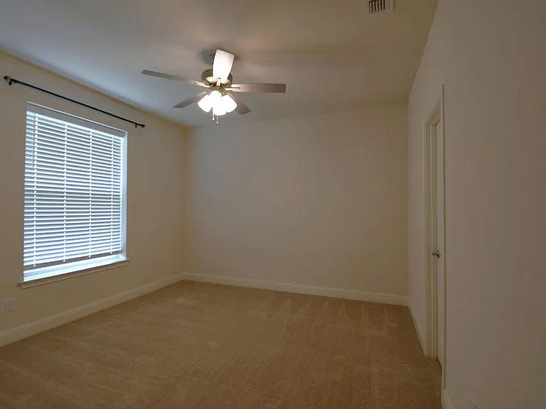 6067 Hamilton Meadows Way — Photo 17