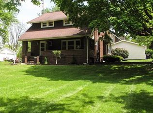 616 N Market St, East Palestine, OH 44413