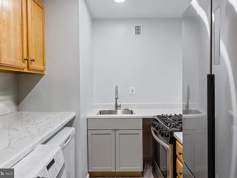 5340 Holmes Run Pkwy #1212 — Photo 20