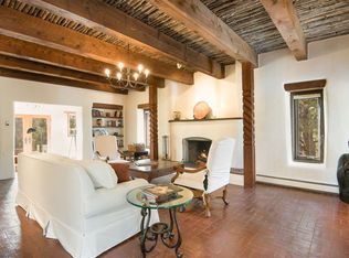 3 La Barbaria Trl, Santa Fe, NM 87505