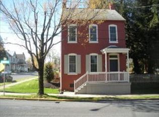 334 E Main St, Lititz, PA 17543