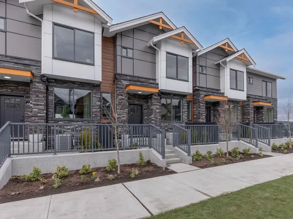 6035 141st St #45, Surrey, BC V3X 2S1