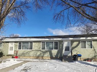 1465 Allen Ave, Garner, IA 50438