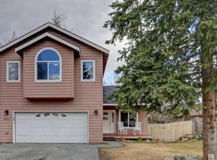 17517 S Juanita Loop, Eagle River, AK 99577