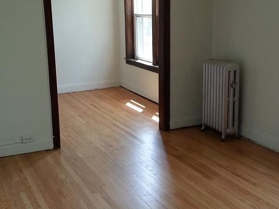 2nd image of 3749 N Leclaire Ave #2