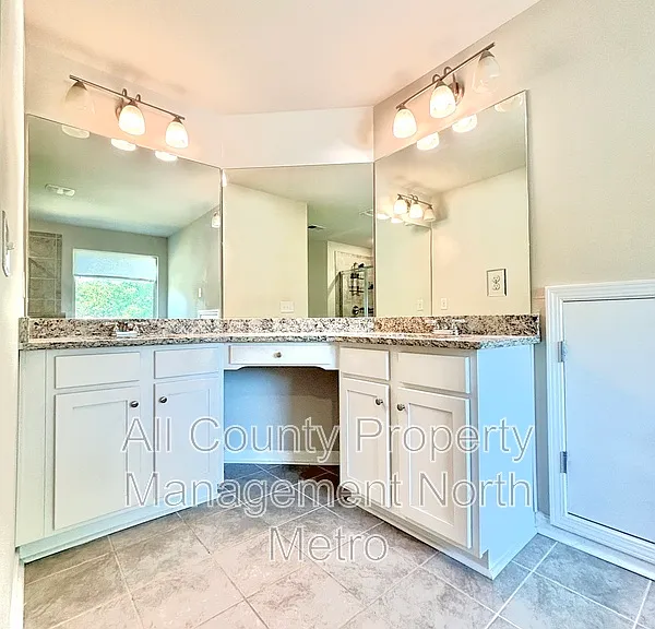 212 Creek View Pl — Photo 10