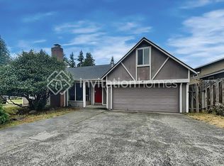 2738 SW 323rd St, Federal Way, WA 98023