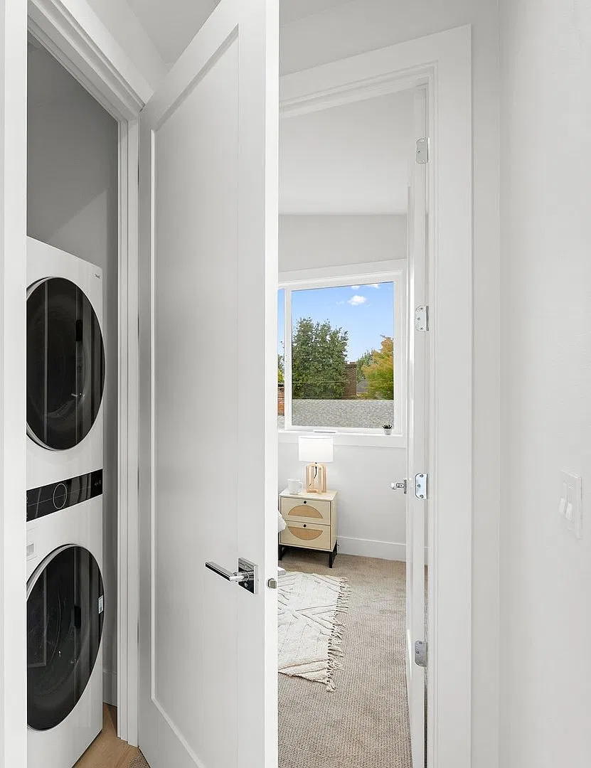 Woodstock 4-plex — Photo 3