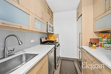 Rented by (Legacy) Elegran