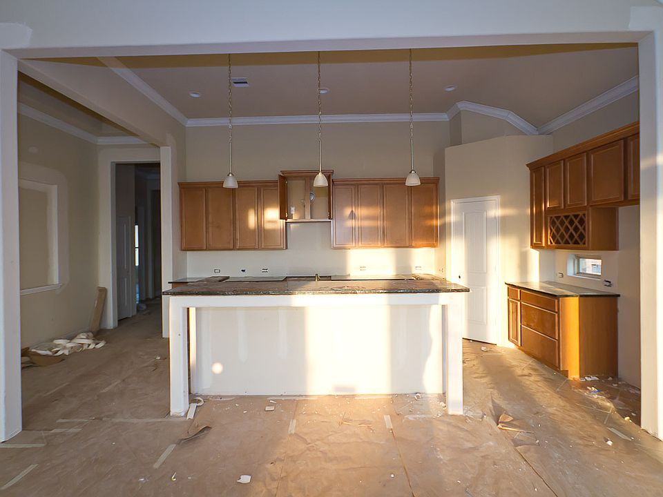 1st image of 8111 Sweet Gardens Ct