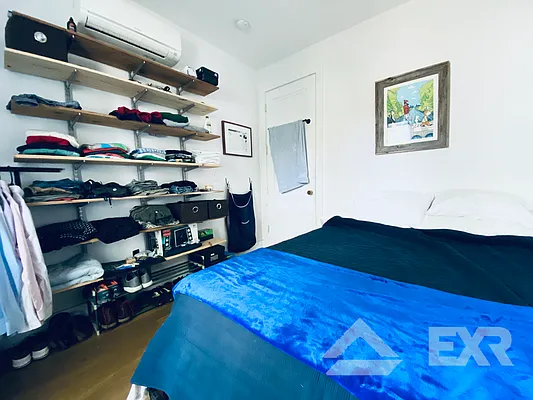 Rented by EXR | media 7