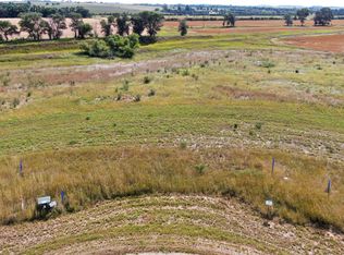 20005 Acadia Pl, Bismarck, ND 58503