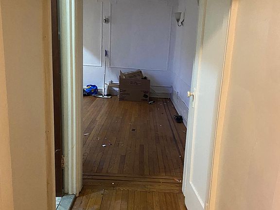 3rd image of 1916 Kennedy Blvd APT C2