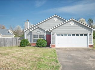 2006 N Hills Blvd, Van Buren, AR 72956