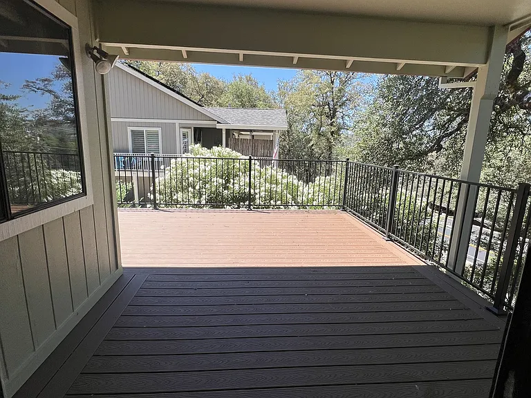17909 Huckleberry Dr — Photo 14