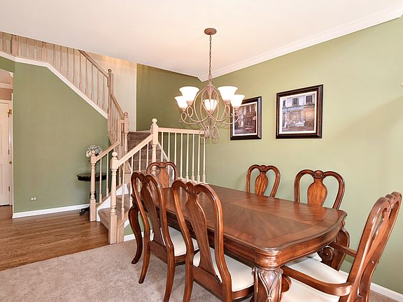 3rd image of 3331 Renard Ln