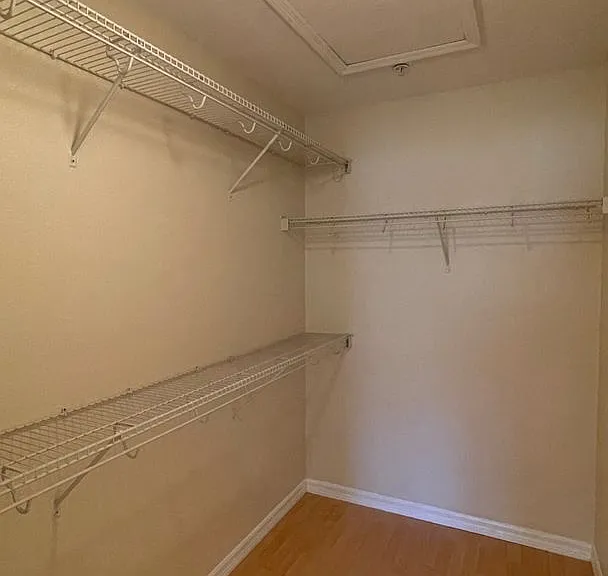 9484 Strongbark Ln — Photo 25
